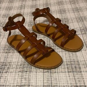 American Eagle gladiator sandal in tan NWOT